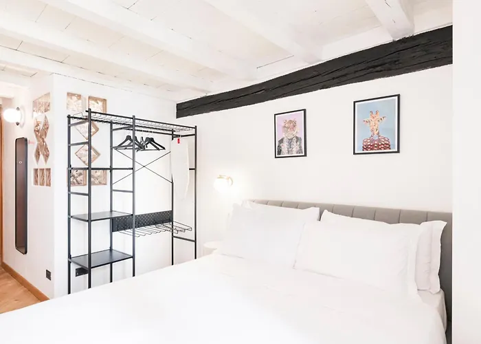 Apartment Central Studio Milan